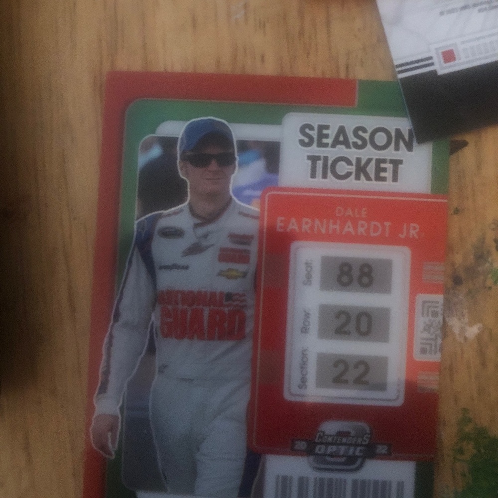 Trading cards - Picture 4 of 5